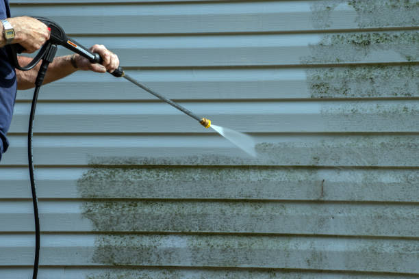 Best Commercial Pressure Washing  in Capitan, NM