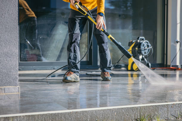 Best Deck Cleaning Services  in Capitan, NM