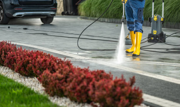 Best Garage Pressure Washing  in Capitan, NM