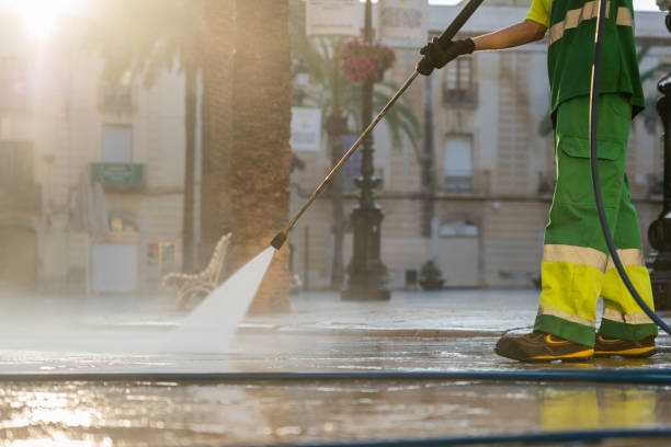 Best Roof Power Washing Services  in Capitan, NM